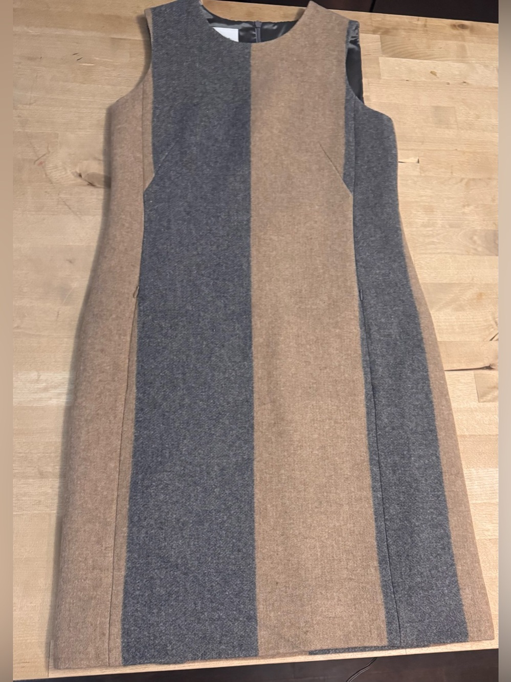 Akris Punto Vertical Colorblock Wool Shift Dress - Gray & Tan